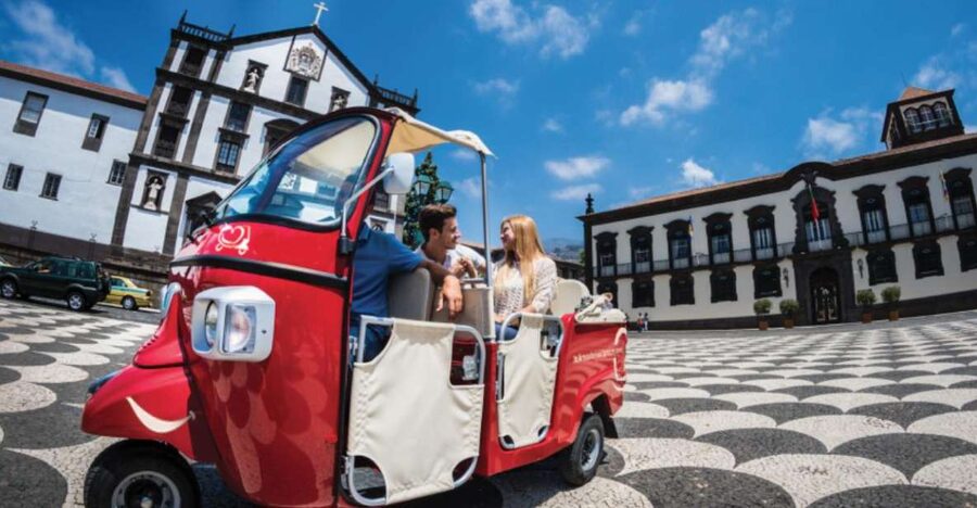 Private Tour:Historical Old Town 1-Hour Tour by Tuk Tuk - Returning to Santa Maria for the evening