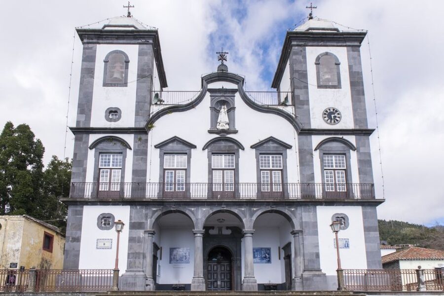 Private tour:Tuk Tuk Ride to Monte Funchal Toboggans - The Madeira toboggan ride