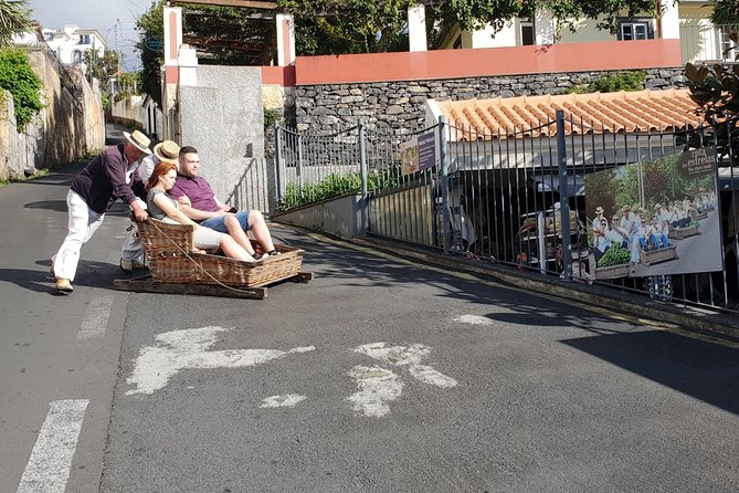 Private Tuk Tuk Tour to Old Town + Monte in Funchal - Why the tuk tuk makes sense in Funchal