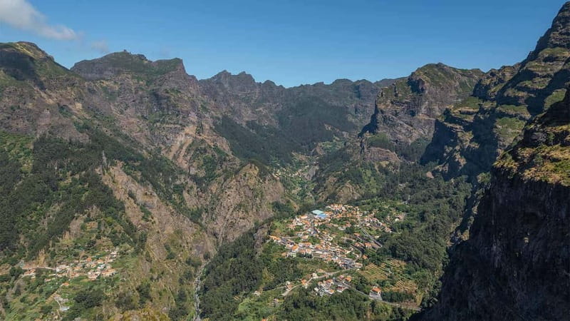 Private Vespa Tour Nun´s Valley,Câmara Lobos,CaboGirão(4hrs) - Why this Vespa route works so well