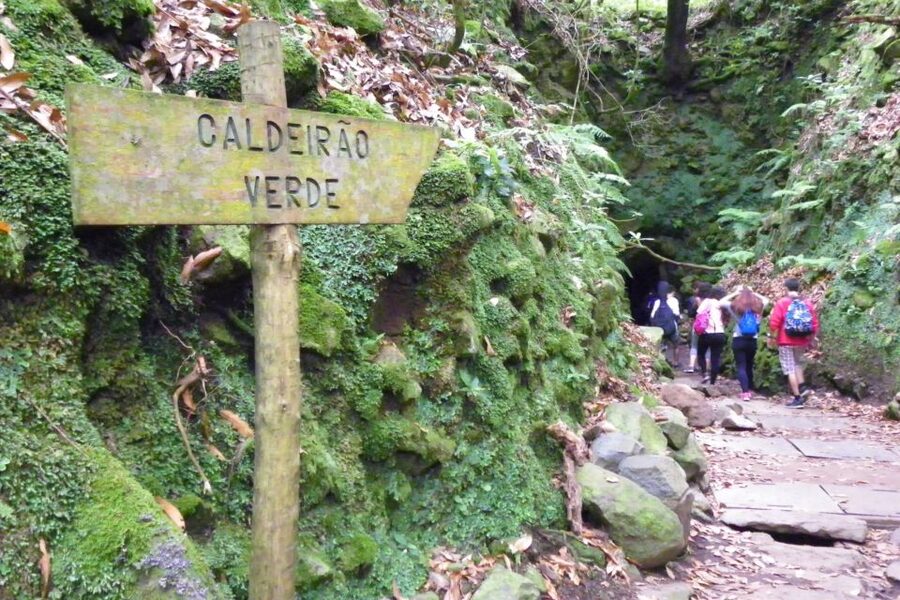 Queimadas Caldeirão Verde Walking tour with guide - Views toward Santana, Ilha, and São Jorge