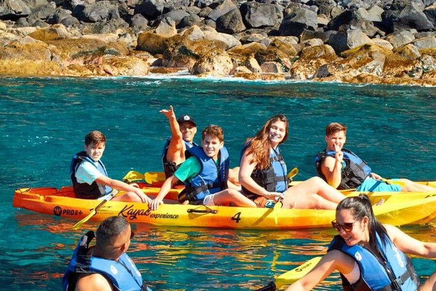 Quinta do Lorde: Kayak Experience in Ponta de São Lourenço - Caves, cliffs, and clear water