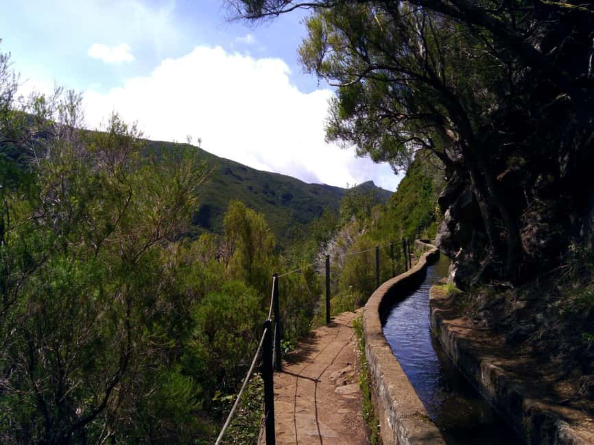 Rabaçal: 25 Fontes & Risco Levada Transfer Self-guided Hike - Weather, clothing, and trail safety