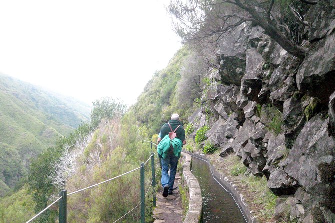Rabaçal - Risco - 25 Fontes Levada Walk - Starting Above Rabaçal at Paúl da Serra