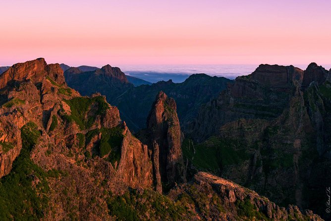 Sunrise Tour @ Pico Do Areiro | Half Day 4x4 Tour - Pico do Arieiro sunrise: spectacular, but never guaranteed
