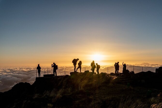 Sunrise Transfer To Pico Do Arieiro, Hike To Pico Ruivo & Return From Teixeira - From Funchal or Caniço to Pico do Arieiro