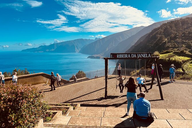 West Madeira Island Guided Tour & Fanal Mystic Forest - Seixal’s cliffs and black sand
