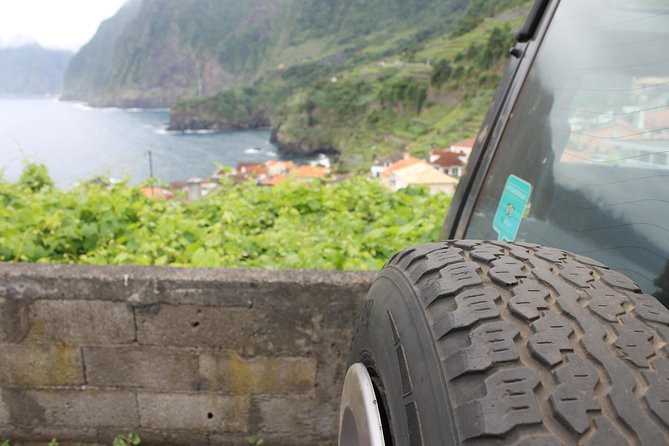 West Tour - 4x4 (Small Group) - Ribeira Brava starts the day by the sea